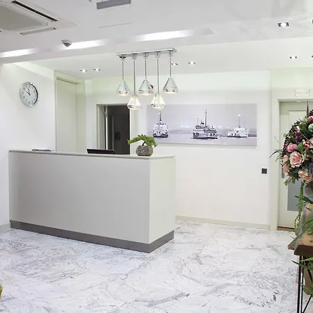 Hotel Casa Bianca 3*