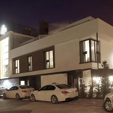 Casa Bianca Hotell 3*
