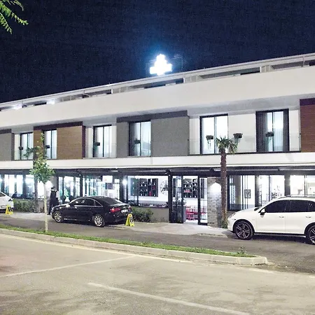 Casa Bianca 3*